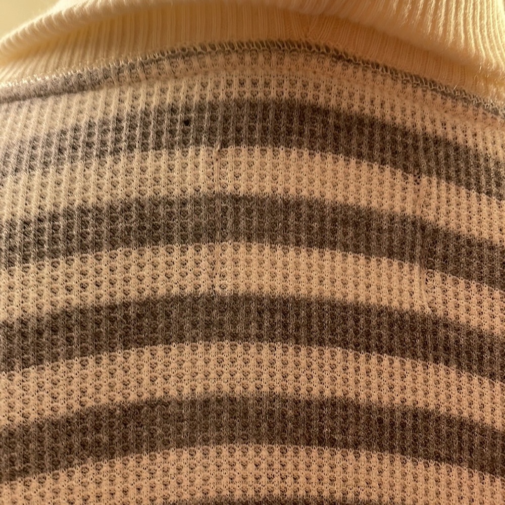 Long sleeve gray and white colored striped shirt. - Picture 12 of 16
